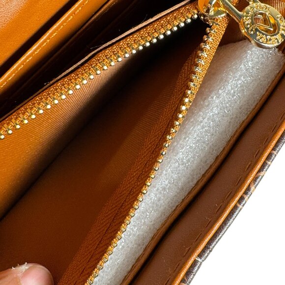 VALENTIO ORLANDI CROSSBODY / SHOULDER BAG / CLUTCH BRAND NEW WITH TAGS. - Picture 4 of 6